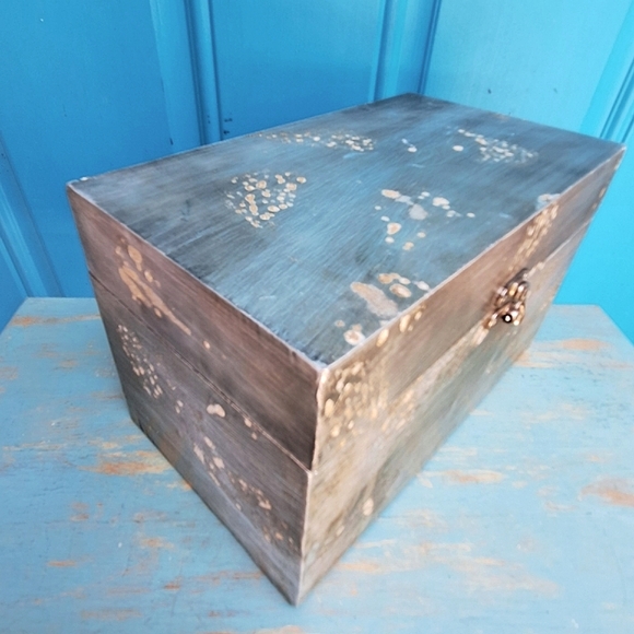 Metal & Wood Storage Box Silver Distressed Metallic Industrial Farmhouse Rustic - Picture 1 of 16